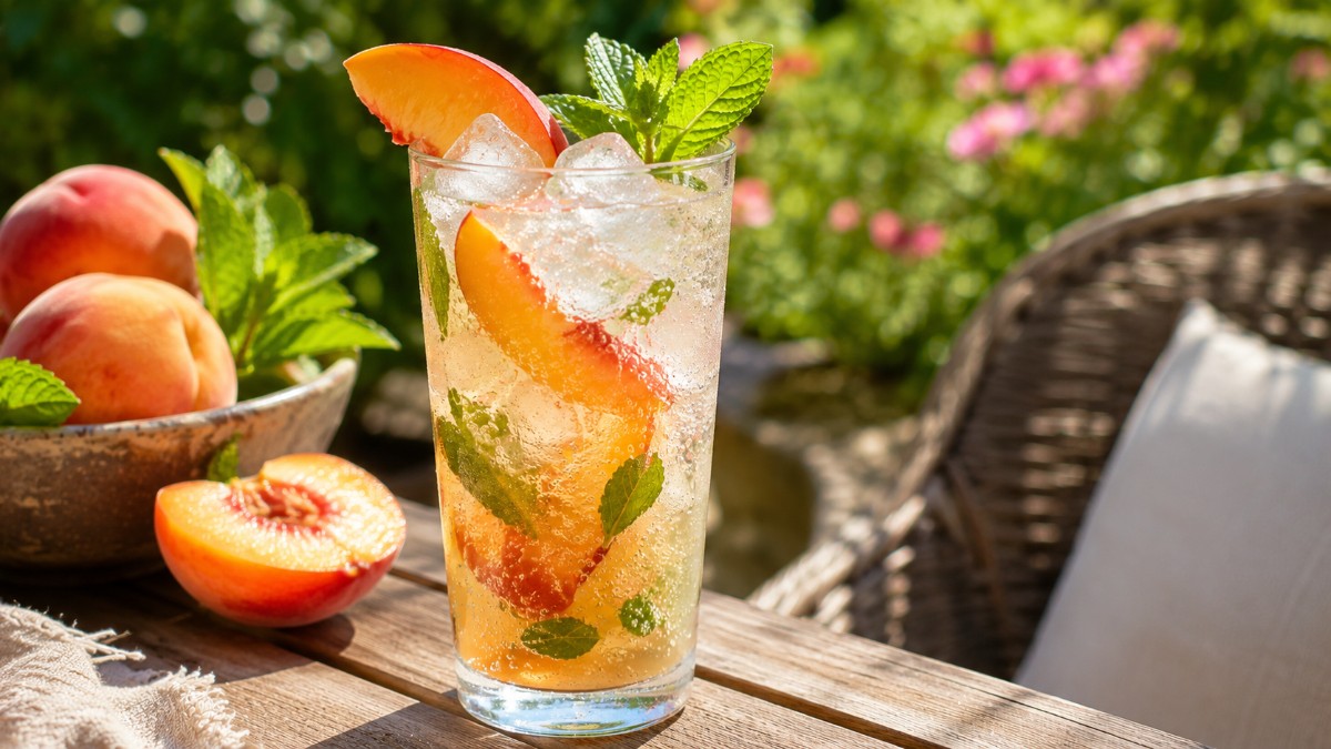 Peach Sunshine Refresher